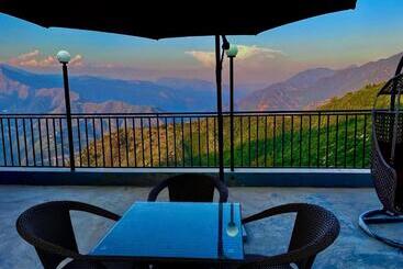 酒店 Pinerock Resort, Mussoorie ! Luxury Rooms ! Mountain View ! Open Terrace ! Cafe