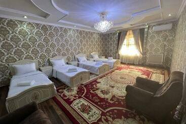 پانسیون Family Guest House Seven