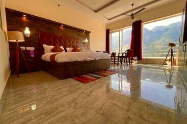 Sitara Hotel & Resort, ! Most Awarded Property In Mussoorie
