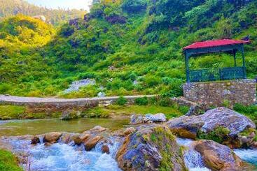 Sitara Hotel & Resort, ! Most Awarded Property In Mussoorie