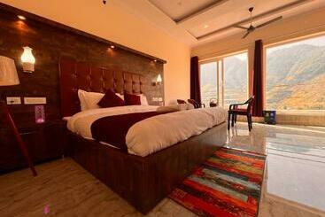 Sitara Hotel & Resort, ! Most Awarded Property In Mussoorie