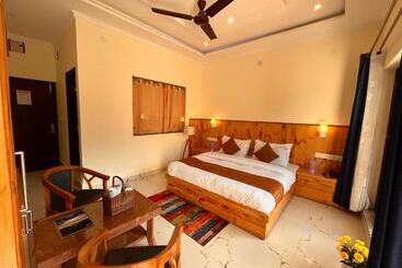 Sitara Hotel & Resort, ! Most Awarded Property In Mussoorie