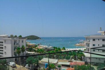 هتل Azura Ksamil