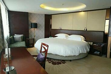 هتل Hengna International