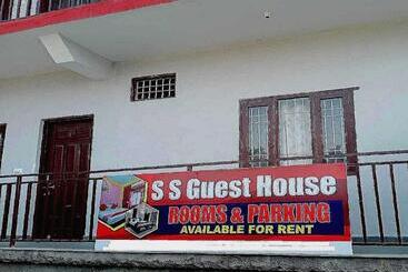 هتل Oyo 81211 Ss Guest House