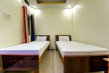בית מלון כפרי Spot On 81255b Happy Guest House
