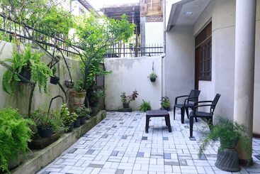 민박 Oasis Colombo