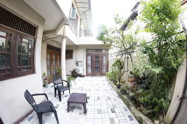 민박 Oasis Colombo