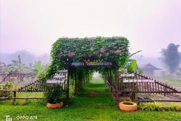 استراحتگاه Phonphusang Utopia Farmstay