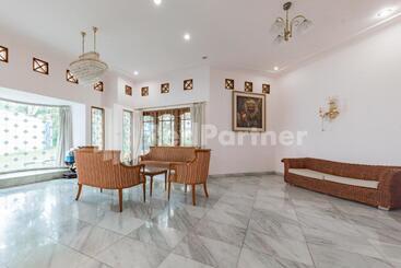 هتل Biru Homestay Bandung Mitra Reddoorz