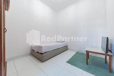 هتل Biru Homestay Bandung Mitra Reddoorz