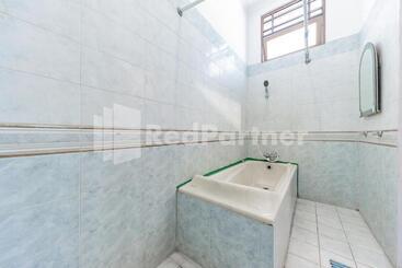 هتل Biru Homestay Bandung Mitra Reddoorz