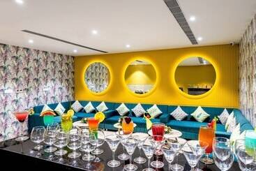 هتل Cygnett Inn Imperial Tezpur