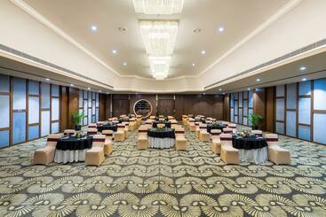 هتل Cygnett Inn Imperial Tezpur