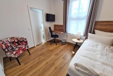 هتل Gleis 3viertel Jena