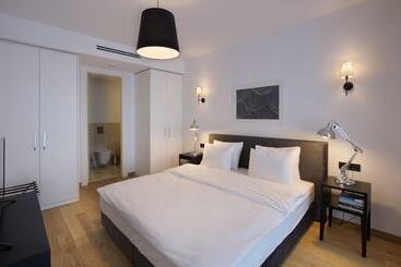 Ando Living   Taksim Gumussuyu Townhouse