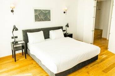 Ando Living   Taksim Gumussuyu Townhouse