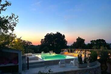 تختخواب و صبحانه Il Trullo Di Simona