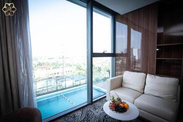 هتل Cửa đông Luxury