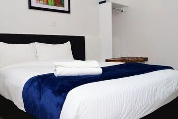 هتل Eldorado Rustic