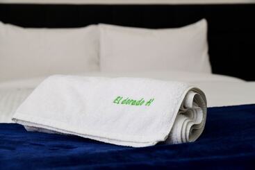 هتل Eldorado Rustic