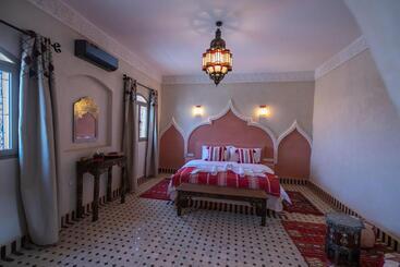 هتل Riad Jouba