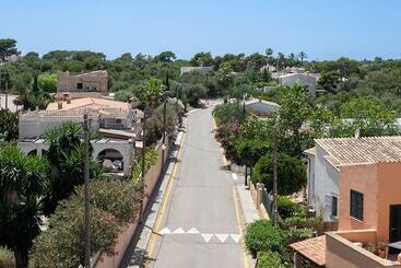 Hostal Cala Llombards - Cala Llombards