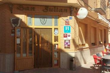 Hostal San Julian - El Herrumblar