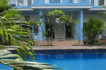 پانسیون Silverskyy Bungalows