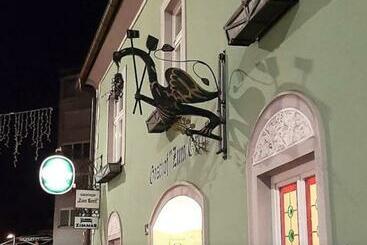 ユースホステル Gasthof Zum Greif
