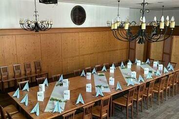 هاستل Gasthof Zum Greif