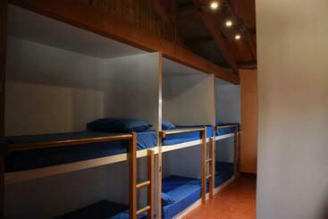 Albergue La Casa Del Camino