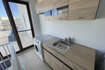تختخواب و صبحانه Alina Boutique Living