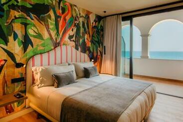 Casa Indiana Hotel Boutique - Blanes