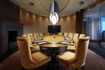 هتل Bonn Marriott
