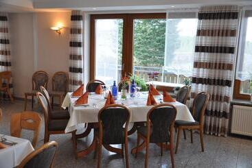 Rhön Hotel Sonnenhof   Restaurant & Café