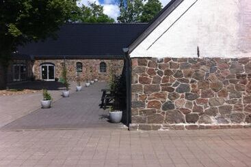 هتل Tollundgaard Golf Park