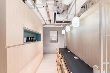 هاستل Jyu Capsule
