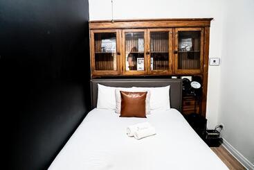 Stay 424 Hostel