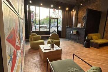 Stay 424 Hostel