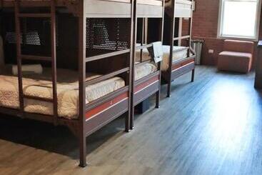 Stay 424 Hostel