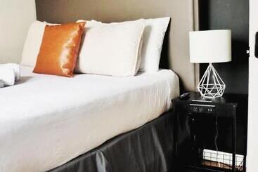 Stay 424 Hostel