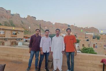هتل Mamamia Jaisalmer