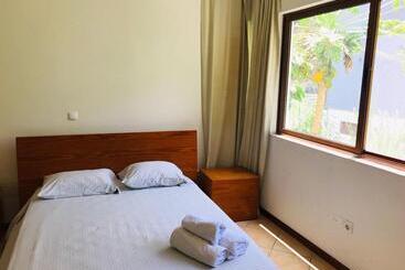 پانسیون Residencial Lela D Fermina