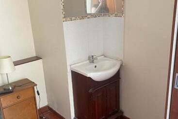تختخواب و صبحانه Residencial Rendic