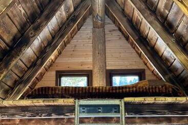 هتل Hut In Hatsvali