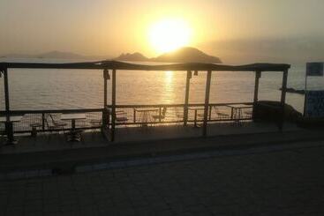 هتل Mar Beach