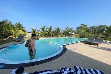 هتل Paddyway Resort