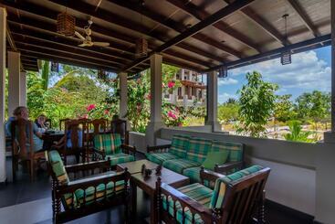酒店 Paddyway Resort