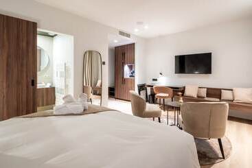 One Two Four   Hotel & Spa